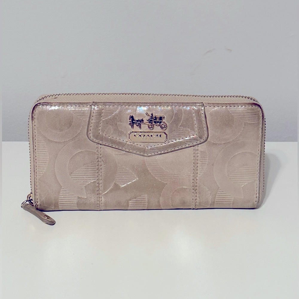 COACH Madison Platinum Pearl Leather Zip Around Accordion Wallet